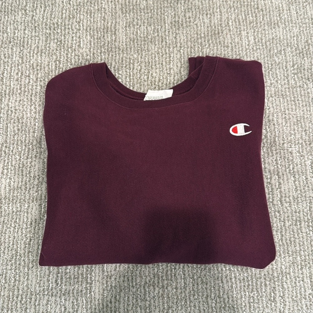 champion reverse weave burgundy crewneck